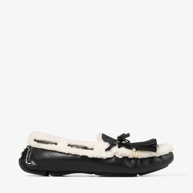 Mocassini Manon F in pelle martellata nera con shearling Mocassini Manon F in pelle martellata nera con shearling