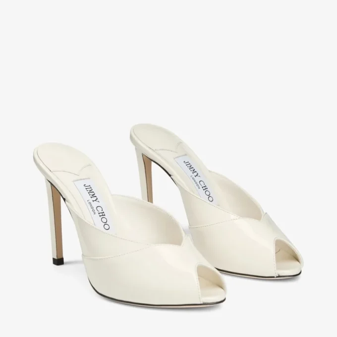 Mule Brigitte 100 in vernice color latte Mule Brigitte 100 in vernice color latte