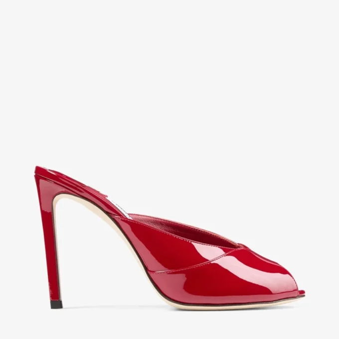 Mule Brigitte 100 in vernice rosso rubino