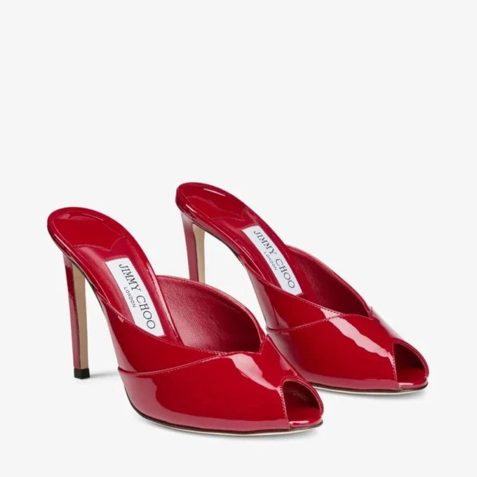 Mule Brigitte 100 in vernice rosso rubino