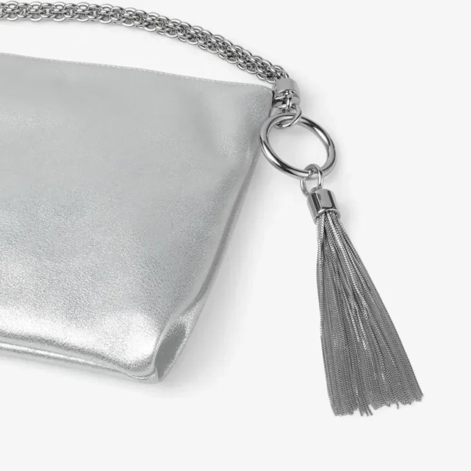 Pochette Callie in pelle metallizzata argento Pochette Callie in pelle metallizzata argento