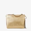 Pochette Callie in pelle metallizzata dorata con tracolla a catena Pochette Callie in pelle metallizzata dorata con tracolla a catena