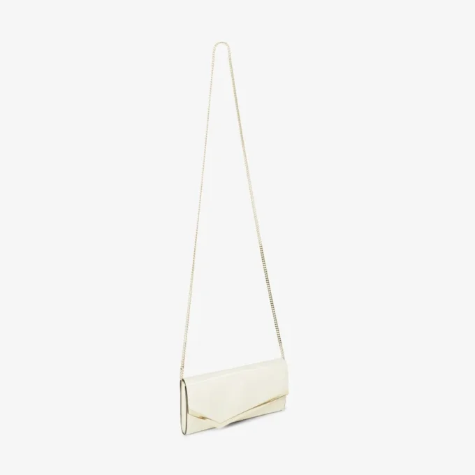 Pochette Emmie in pelle verniciata color latte Pochette Emmie in pelle verniciata color latte