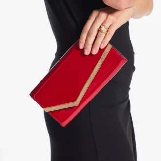 Pochette Emmie in vernice rosso rubino
