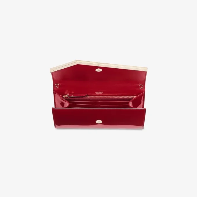 Pochette Emmie in vernice rosso rubino Pochette Emmie in vernice rosso rubino