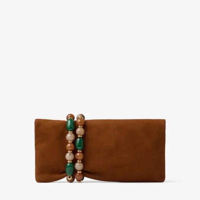 Pochette Zandra in pelle scamosciata color cuoio con bracciale in perline Pochette Zandra in pelle scamosciata color cuoio con bracciale in perline