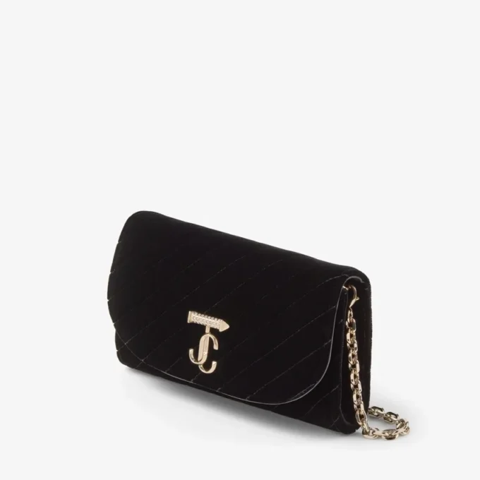 Portafoglio Curve con catena Mini borsa in velluto trapuntato nero con barra JC in cristallo Portafoglio Curve con catena Mini borsa in velluto trapuntato nero con barra JC in cristallo