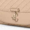 Portafoglio Curve con catena Portafoglio in pelle Chai Biker trapuntata con catena Portafoglio Curve con catena Portafoglio in pelle Chai Biker trapuntata con catena