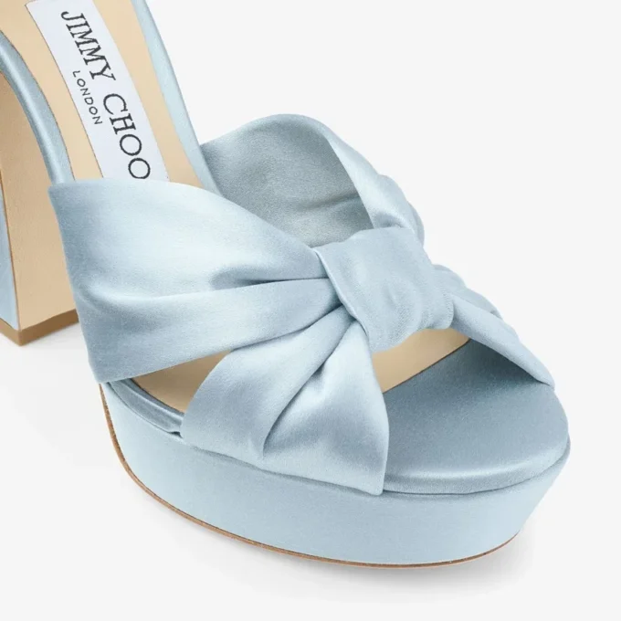 Sandali con plateau Heloise 120 in raso blu ghiaccio
