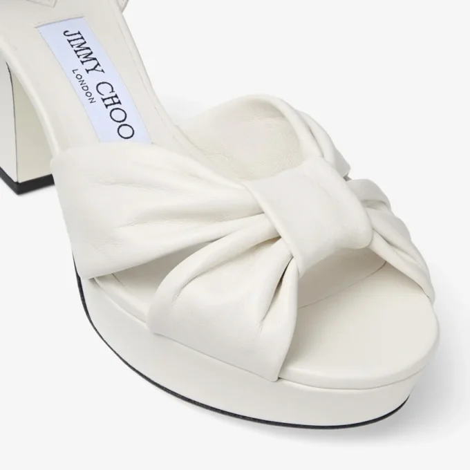 Sandali con plateau Heloise 80 in pelle nappa color latte