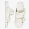 Sandali Fayence in pelle color latte con decorazioni in perle Sandali Fayence in pelle color latte con decorazioni in perle