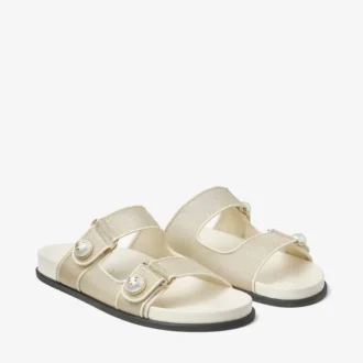 Sandali Fayence in pelle verniciata metallizzata color champagne con perle