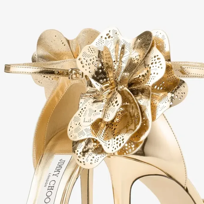 Sandali Marja 100 in pelle Liquid Metal dorata con allacciatura in pelle metallizzata Sandali Marja 100 in pelle Liquid Metal dorata con allacciatura in pelle metallizzata