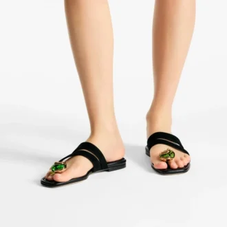 Sandali piatti Emeri in pelle scamosciata nera e verde trifoglio