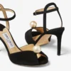 Sandali Sacora 85 in pelle scamosciata nera con decorazione in perla