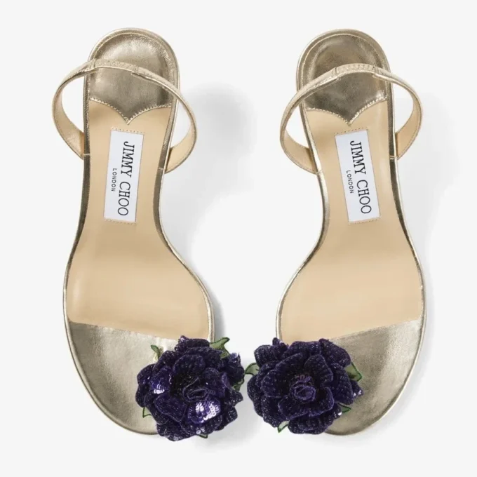 Sandalo in nappa metallizzata con fiore e corsage floreale
