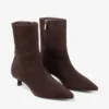 Stivaletti Lory 35 in pelle scamosciata color cioccolato Stivaletti Lory 35 in pelle scamosciata color cioccolato