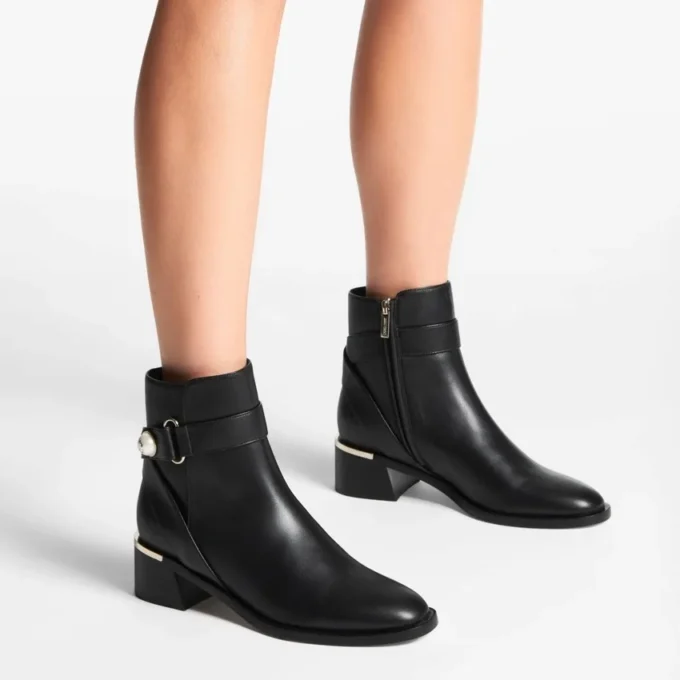 Stivaletti Noor 45 in pelle nera Stivaletti Noor 45 in pelle nera