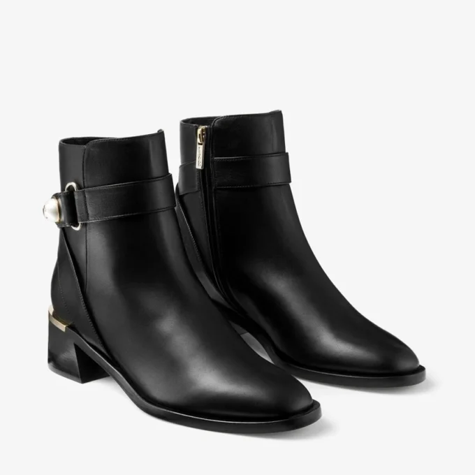 Stivaletti Noor 45 in pelle nera Stivaletti Noor 45 in pelle nera