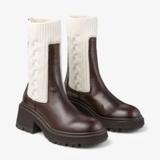 Stivaletti Tamia Flat in pelle di vitello lucida color cioccolato con motivo a trecce