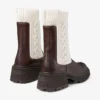 Stivaletti Tamia Flat in pelle di vitello lucida color cioccolato con motivo a trecce