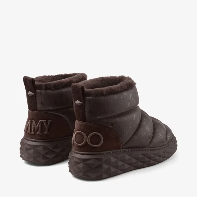 Stivaletti Xan in morbida pelle nappa color cioccolato con fodera in shearling
