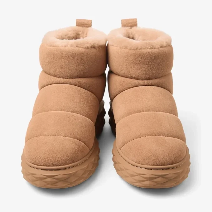 Stivaletti Xan in pelle scamosciata color caramello con shearling Stivaletti Xan in pelle scamosciata color caramello con shearling