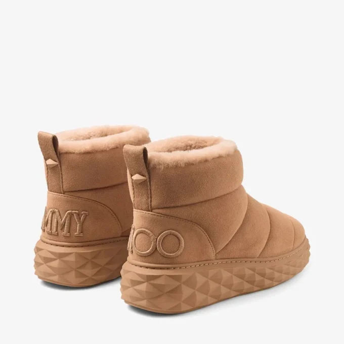 Stivaletti Xan in pelle scamosciata color caramello con shearling Stivaletti Xan in pelle scamosciata color caramello con shearling